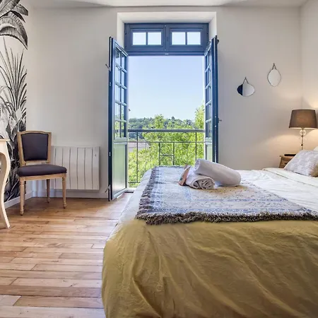 Le Clos Des Rosiers 3*