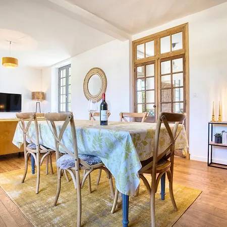 Le Clos Des Rosiers 3* Brantôme